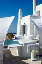 Villa Mykonos Crew *